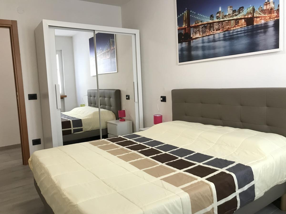 Casa Al Borgo Apartment Garda  Luaran gambar